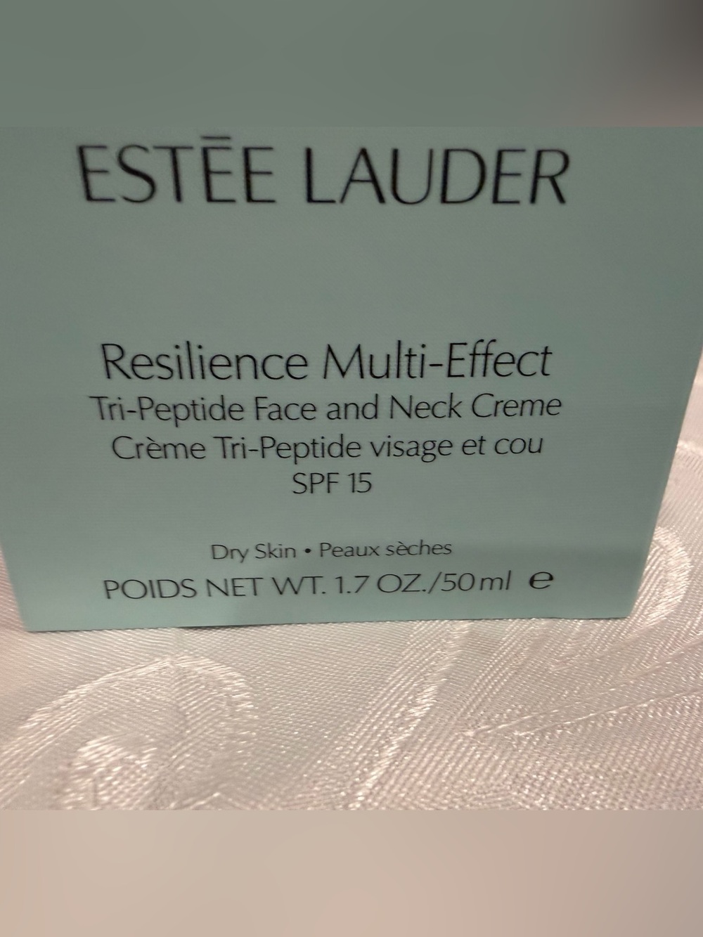 Estée Lauder Advanced Night Repair Serum & Resilience Crème. Plus bag. - Picture 7 of 7